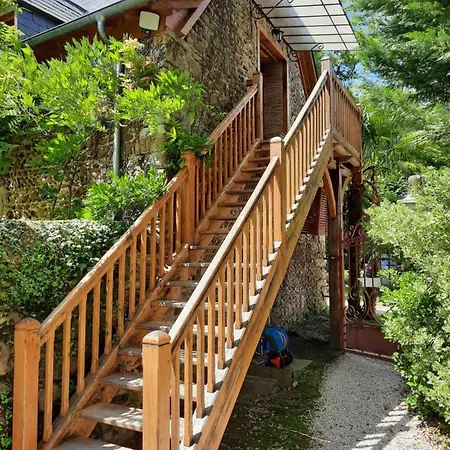 Gite De Charme En Piemont Pyreneen Apartmán Saucede